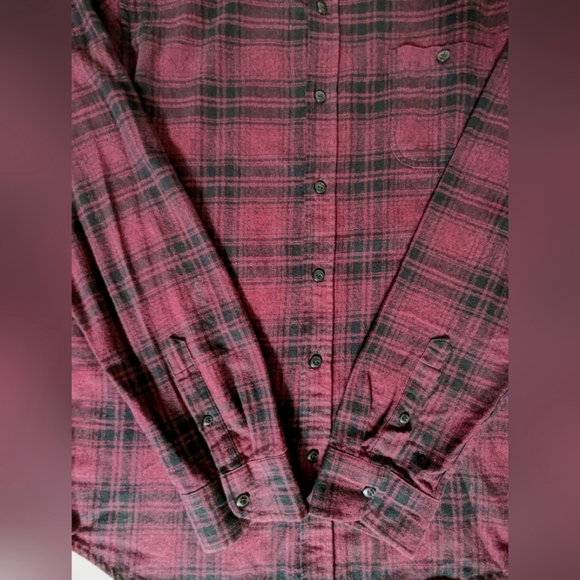 Ezekiel Flannel, Burgundy/Navy, size Medium - Picture 4 of 9